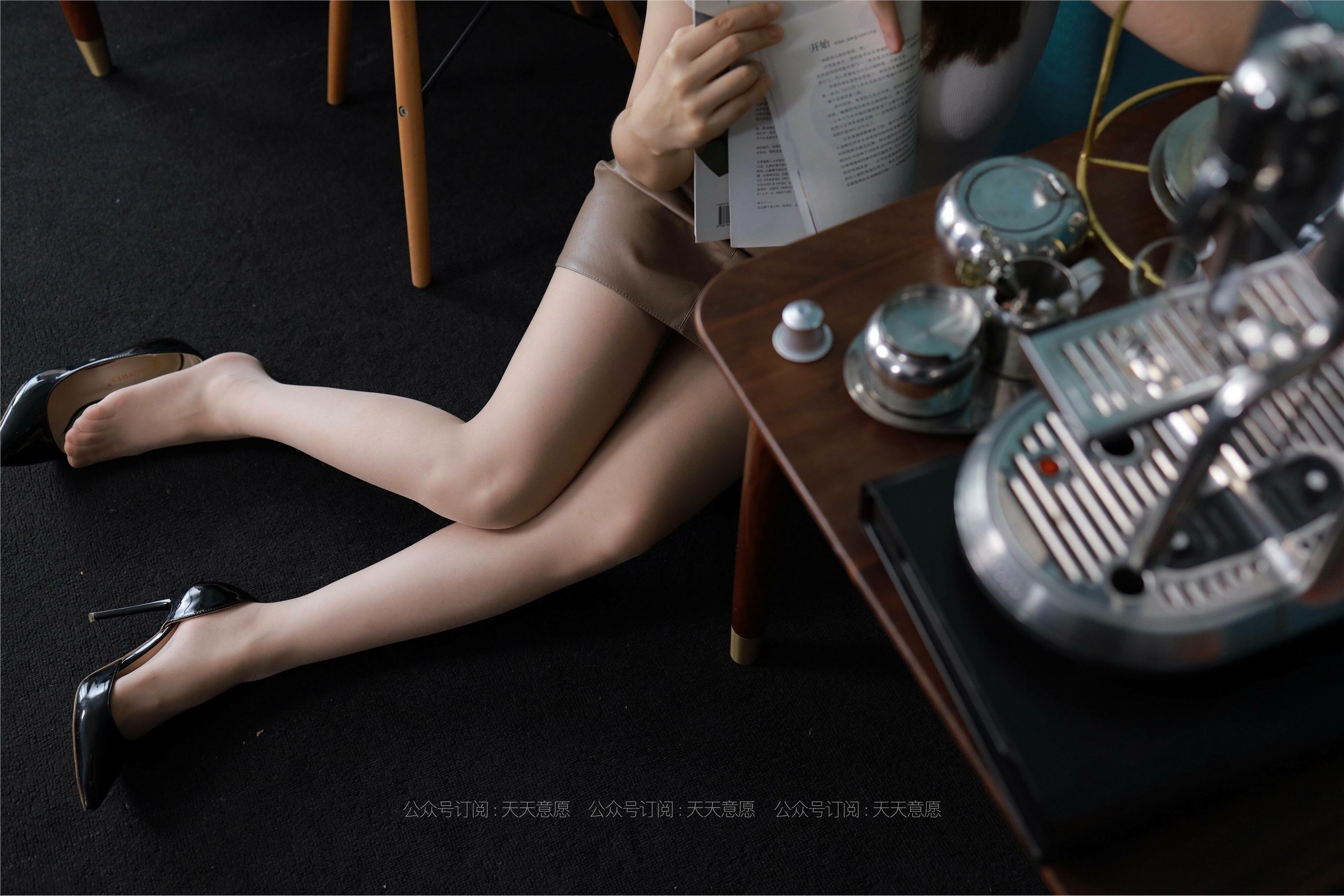 IESS异思趣向  2021.06.27 丝享家845：小婕《书中颜如玉》